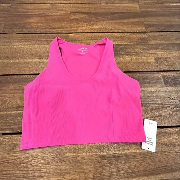 Woman’s hot pink, high front, ribbed and lined workout top. Size medium. New wit - Picture 9 of 9